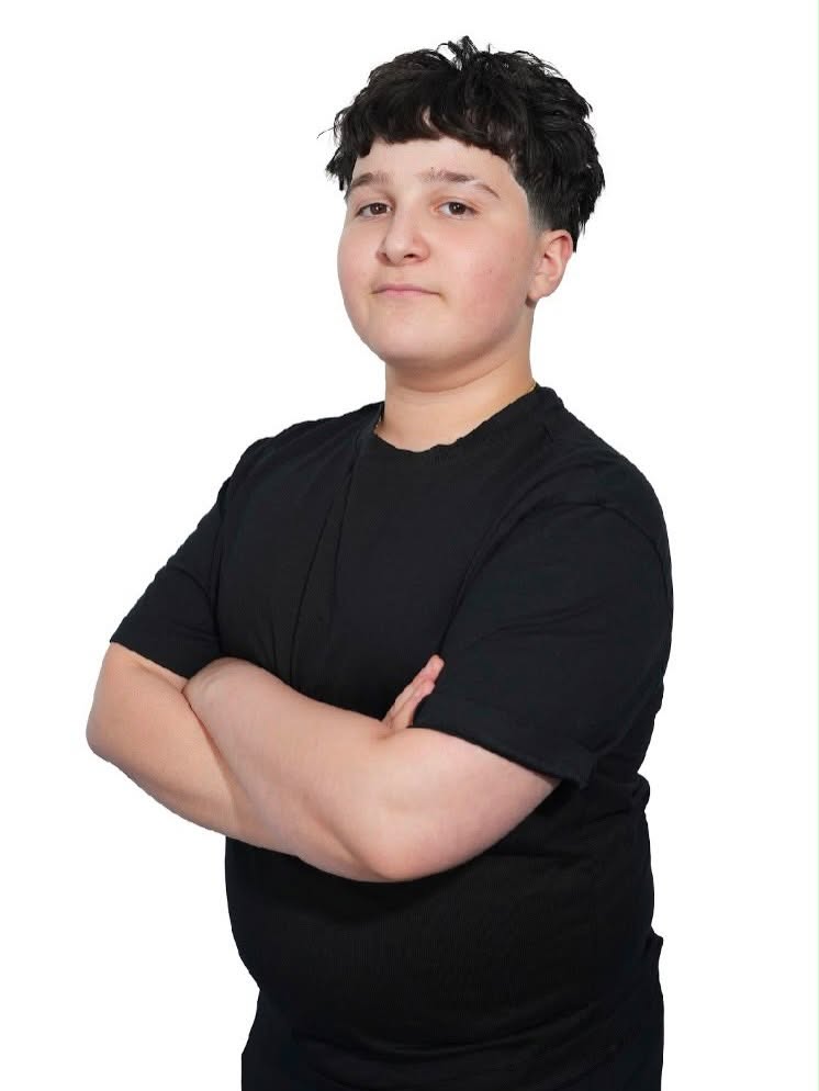 MATTHEW, JUNIOR BARBER at International Cuts